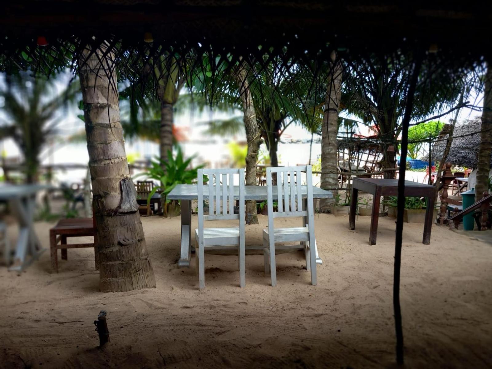 Blue Horizon Beach Hotel Tangalle Luaran gambar